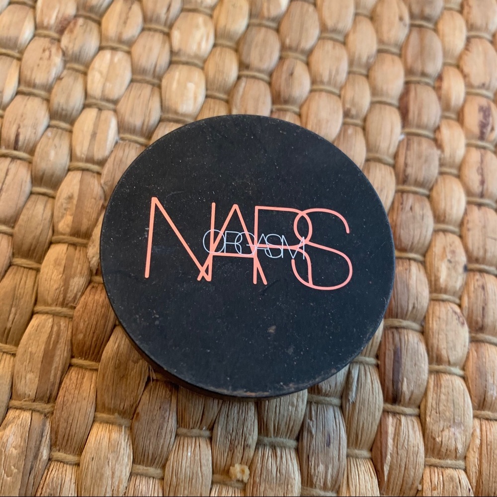 NARS Illuminating Loose Powder Orgasm